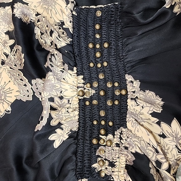 Velvety Dress - Picture 7 of 8